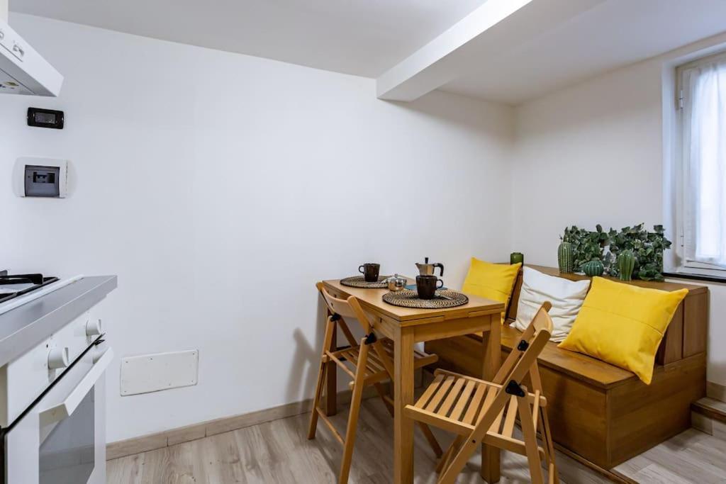 Apartment Adorno 2 - Affitti Brevi Italia Genua Buitenkant foto